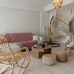Skyview New Maisonette With Private Parking 아파트 *