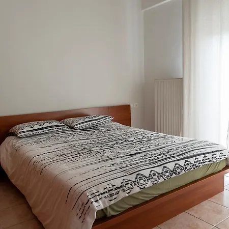 아파트 Skyview New Maisonette With Private Parking