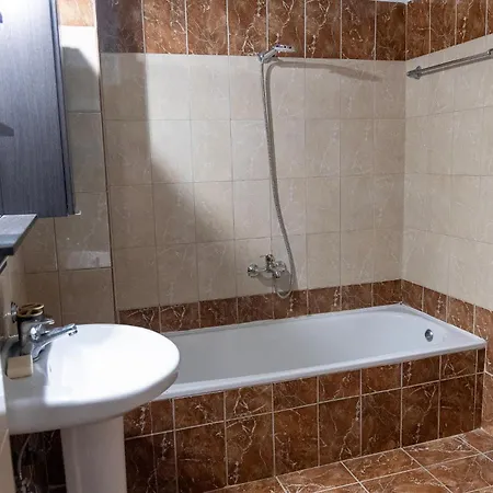 Apartment Skyview New Maisonette With Private Parking *