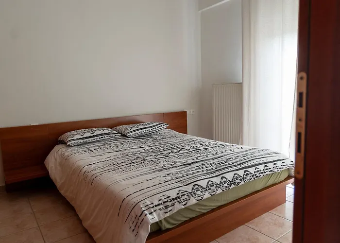 Apartamento Skyview New Maisonette With Private Parking