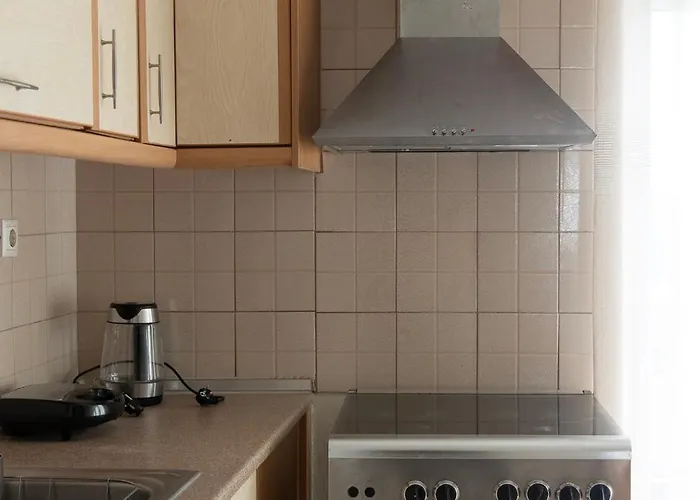 Skyview New Maisonette With Private Parking *