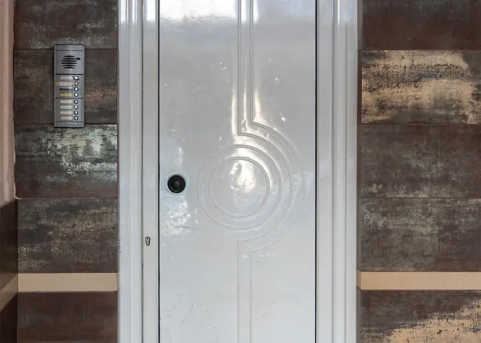 Skyview New Maisonette With Private Parking Apartamento Larissa